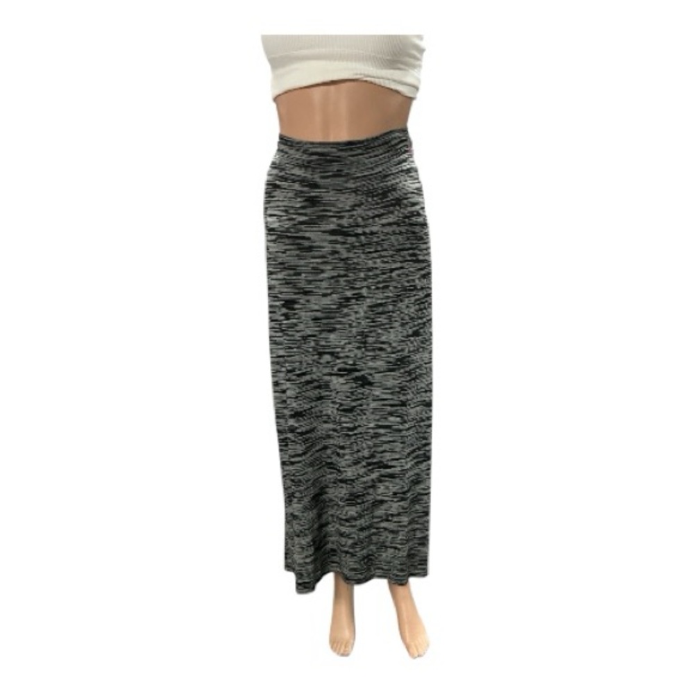 AB Studio - EC - Black and Gray Patterned Maxi Skirt